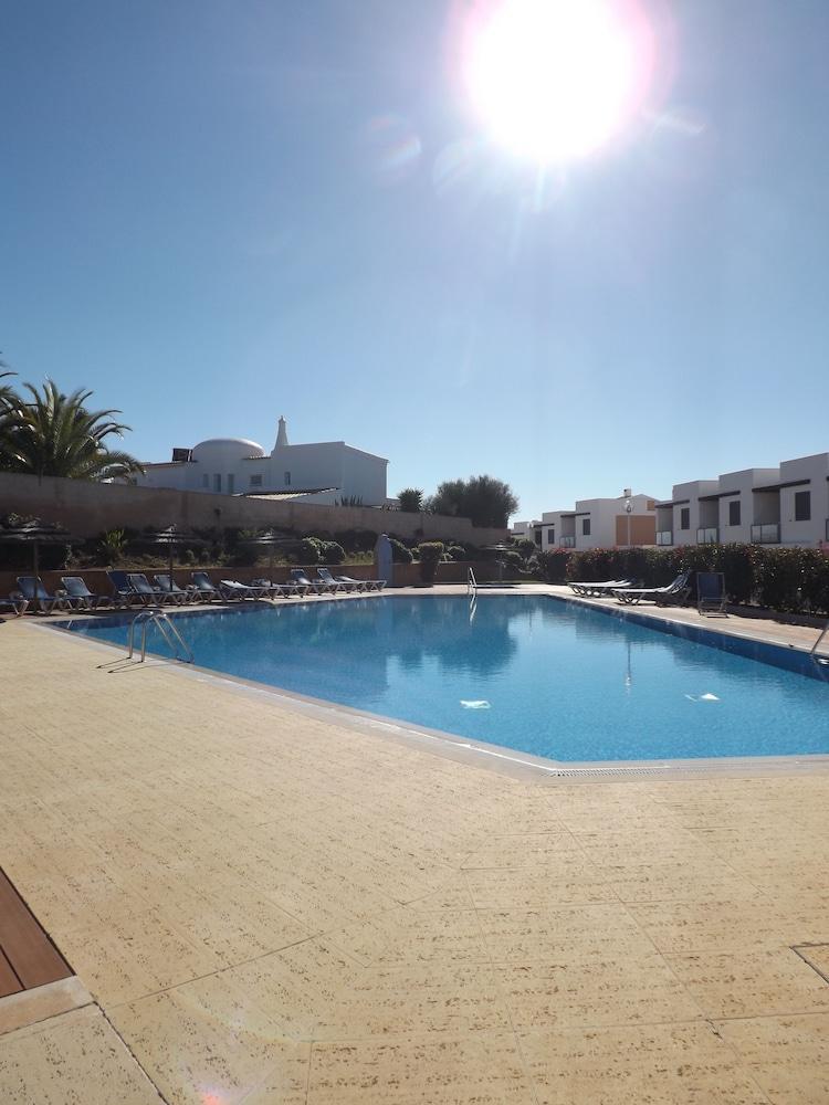 Ocean View Residences Albufeira Exterior photo